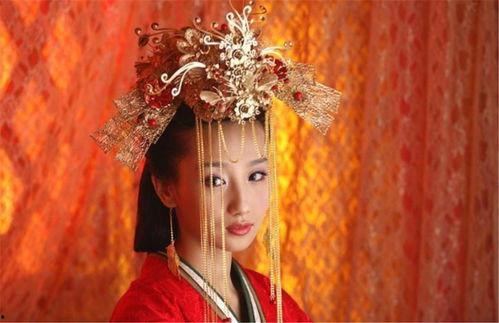 倾国倾城倾水吃瓜视频,揭秘网红吃瓜视频背后的故事