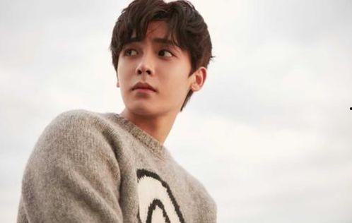 吃瓜侯明昊直播间视频是真的吗,真相揭秘