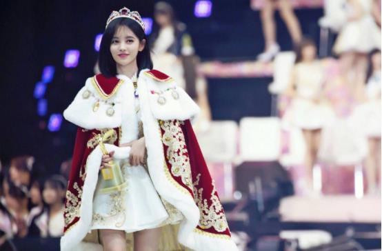 四千年美女吃瓜视频下载,揭秘网红美食背后的故事