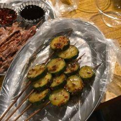 吃烤瓜的视频,跟随视频感受夏日烧烤的魅力